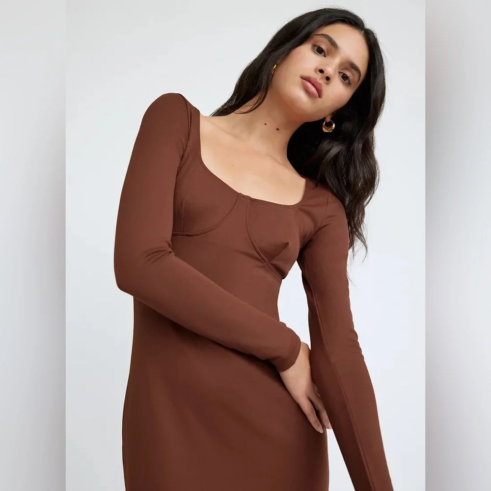 Aritzia Wilfred Gwen Black Midi Dress - Picture 3 of 6
